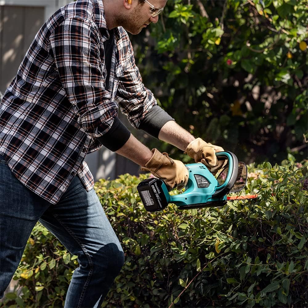 Makita DUH523Z 18V Cordless Hedge Trimmer – 52cm Blade, Body Only