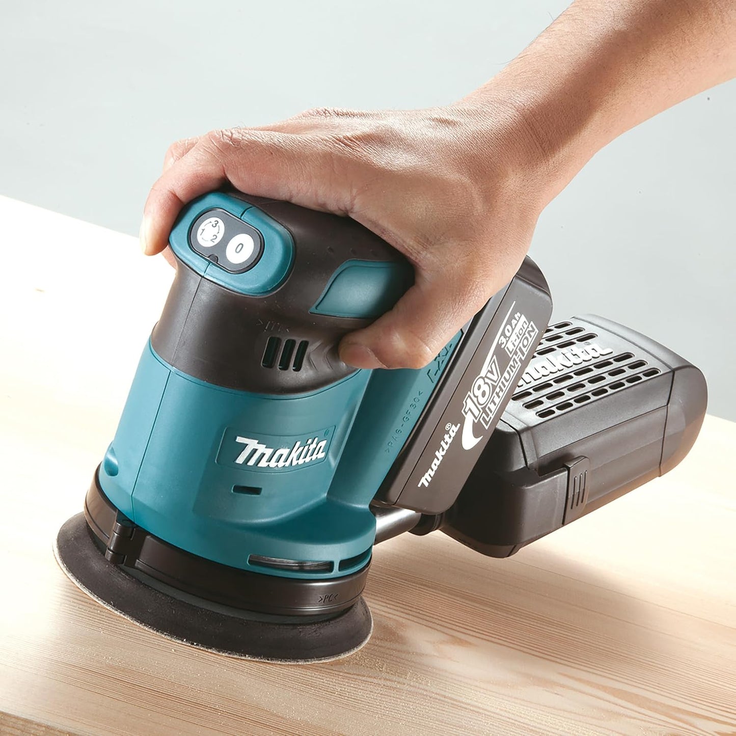 Makita 18V Cordless Orbital Sander DBO180Z – Smooth Finish, Body Only